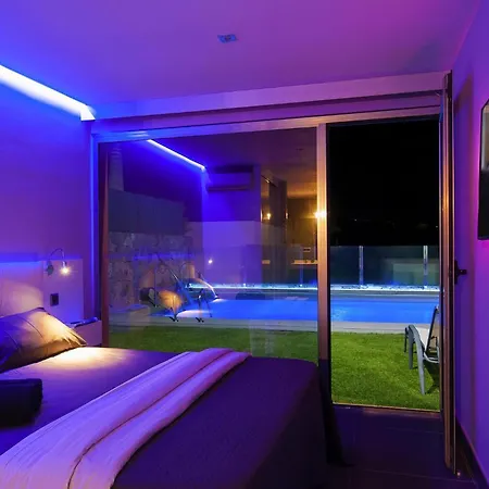 מלון Modern Holiday With Pool In Maspalomas